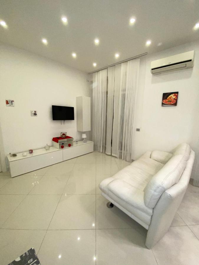 Casavacanza Carme' Наполи Екстериор снимка